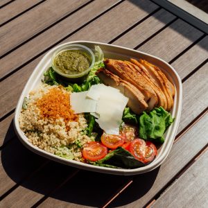 Ensalada Chicken Pesto